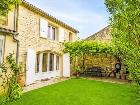 Location Maison à Bernis 6 personnes