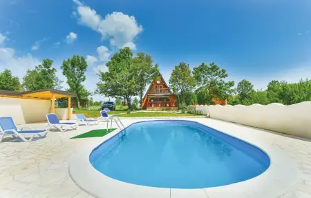 Location Maison à Gospic 10 personnes