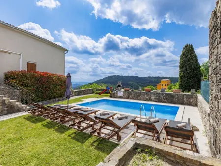 Location Maison à Oprtalj 8 personnes