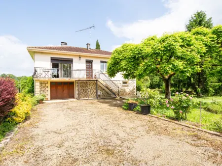 Location Maison à Lacapelle Biron 6 personnes