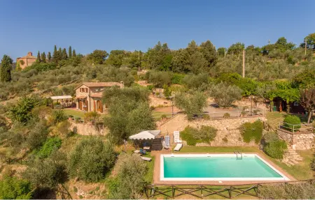 Location Maison à Sarteano 8 personnes