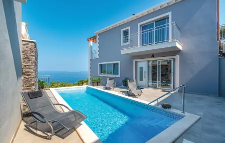 Location Maison à Blato 8 personnes