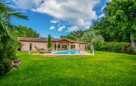 Location Maison à Saint Jean De l'Estere 8 personnes