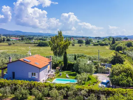 Location Maison à Cecina 5 personnes