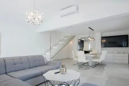 Location Villa à Zmijavci 10 personnes