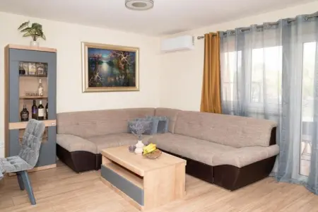 Location Villa à Bogatic 9 personnes