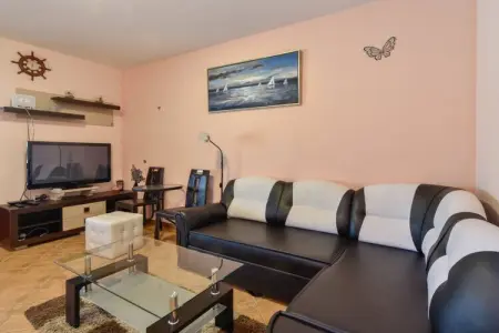 Location Maison à Skrip 12 personnes