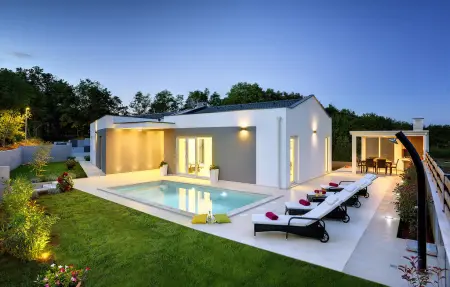 Location Maison à Rebici 6 personnes