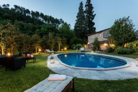 Location Villa à Pieve di Compito 6 personnes