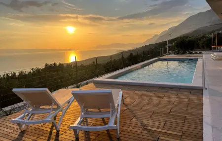 Location Maison à Podgora 8 personnes