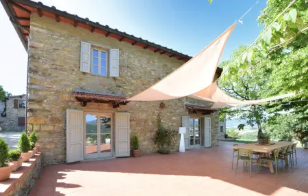 Location Maison à Poppi 14 personnes