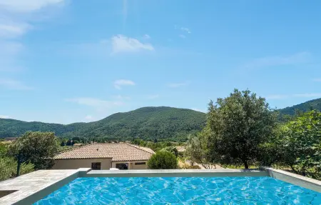 Location Maison à St Florent sur Auzonne 6 personnes