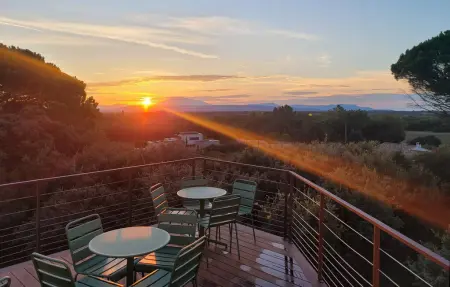 Location Maison à Suze la Rousse 24 personnes