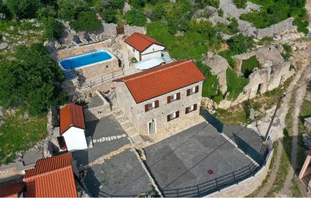 Location Maison à Prizna 4 personnes