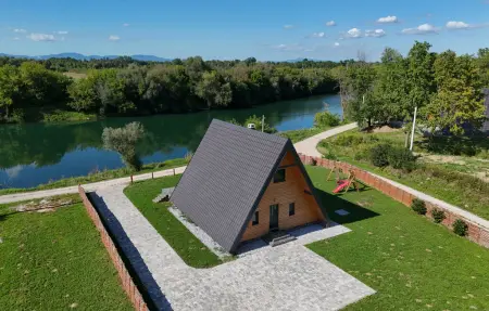 Location Maison à Brodani 6 personnes