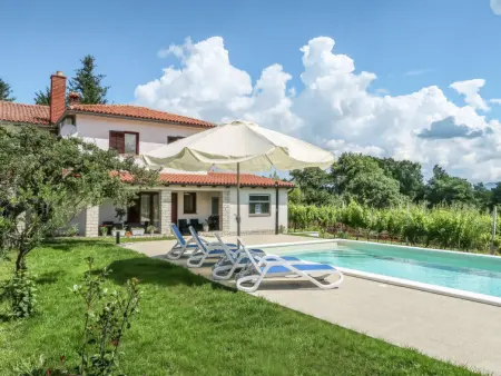 Location Maison à Labin 6 personnes