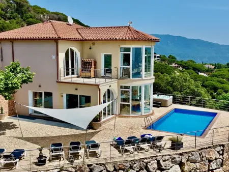 Location Villa à Lloret de Mar 16 personnes