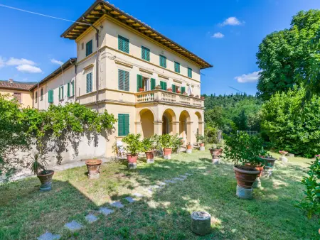 Location Gîte à Castelfranco di Sopra 8 personnes