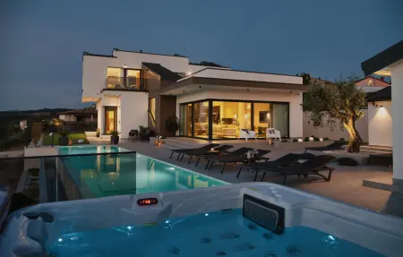 Location Maison à Momjan 8 personnes