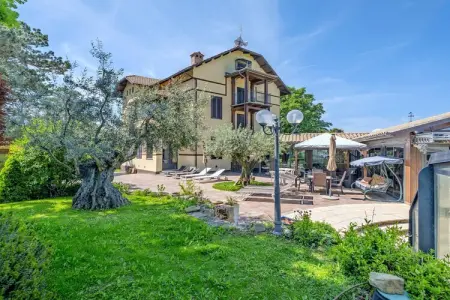 Location Villa à Tolentino (MC) 12 personnes