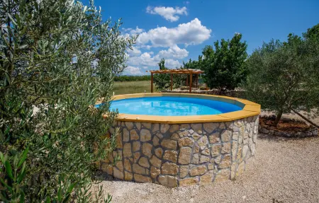 Location Maison à Puljane 3 personnes