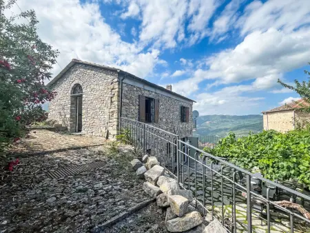 Location Maison à Lucinasco 7 personnes