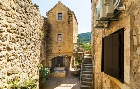Location Maison à Pitve 4 personnes