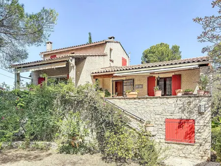 Location Maison à Nîmes 12 personnes