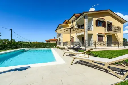 Location Maison à Mekiši kod Vižinade 6 personnes