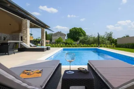 Location Villa à Maružini 6 personnes