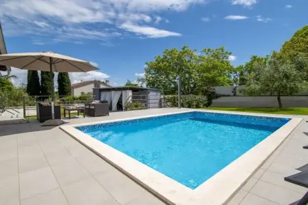 Location Villa à Pula 6 personnes