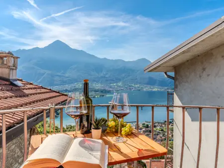 Location Maison à Gera Lario 4 personnes