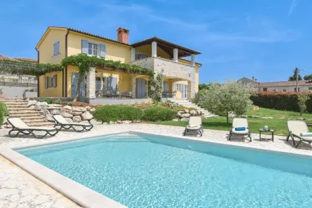 Location Villa à Sveti Lovreč 9 personnes