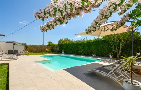 Location Maison à Roccazzo 9 personnes