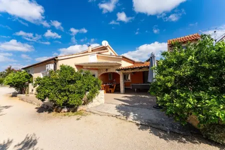 Location Maison à Vodice 10 personnes