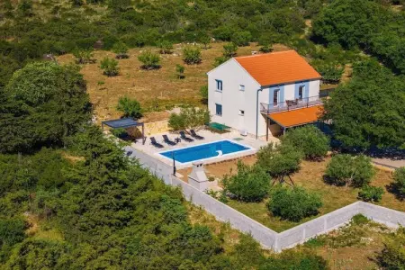 Location Maison à Tinj 10 personnes