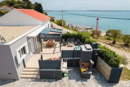 Location Maison à Košljun 6 personnes