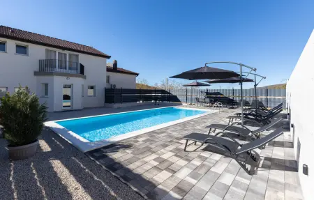 Location Maison à Imotski 9 personnes