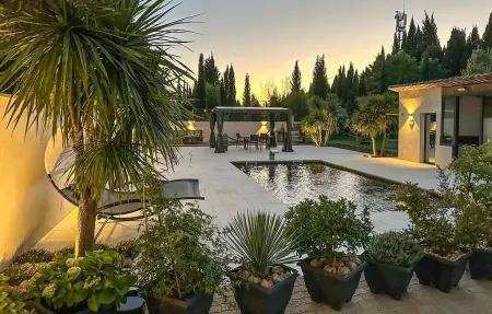 Location Maison à Cabannes 10 personnes