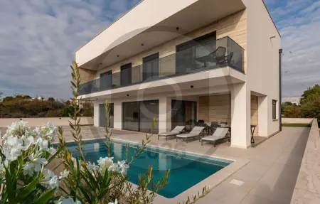 Location Maison à Vir 10 personnes