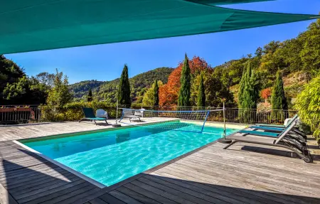 Location Maison à Genestelle 16 personnes