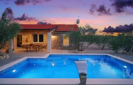 Location Maison à Vodice 6 personnes