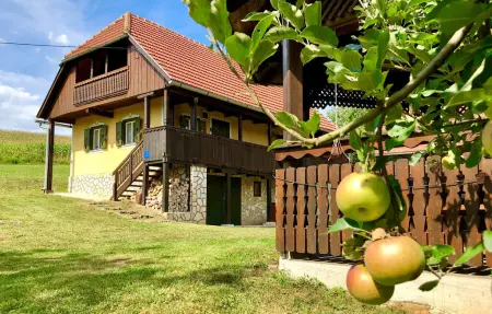 Location Maison à Duga Resa 4 personnes