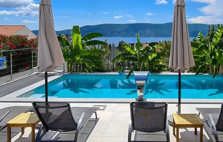 Location Maison à Pinezici 10 personnes