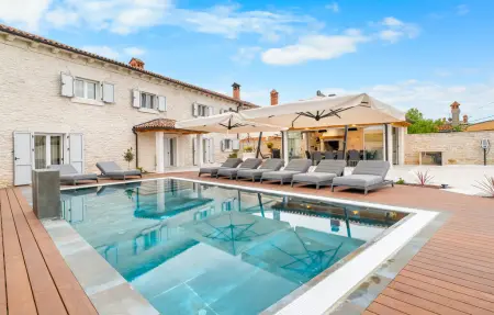 Location Maison à Gajana 8 personnes