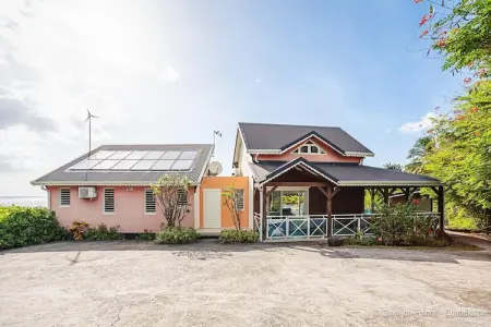Location Villa à Guadeloupe 8 personnes