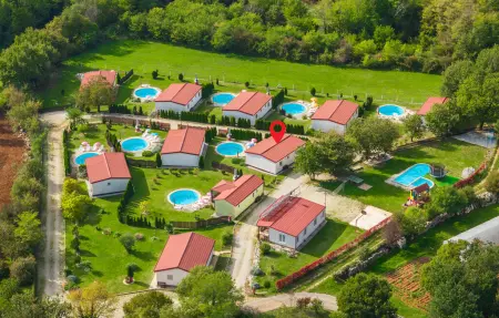 Location Maison à Tinjan 6 personnes