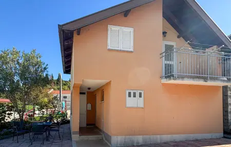 Location Maison à Lovorje 9 personnes