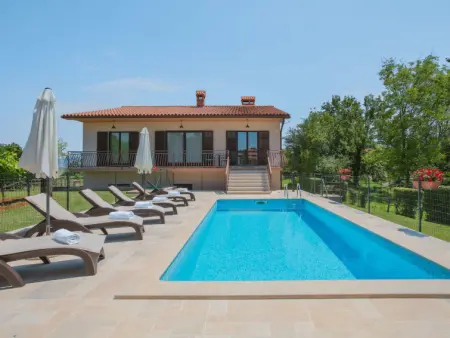 Location Maison à Labin 6 personnes