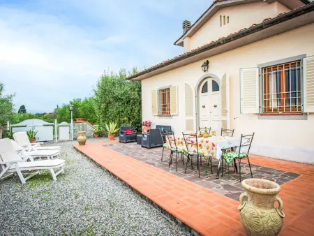 Location Maison à Capannori 9 personnes